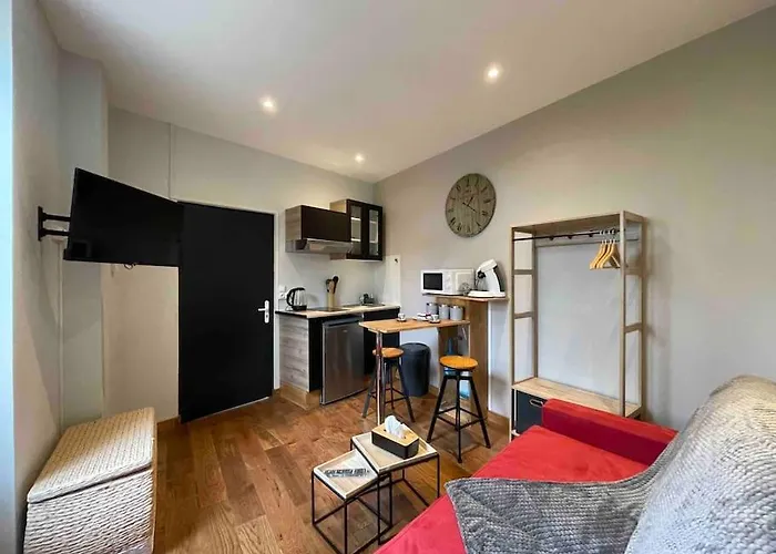 Confortable - アパート *